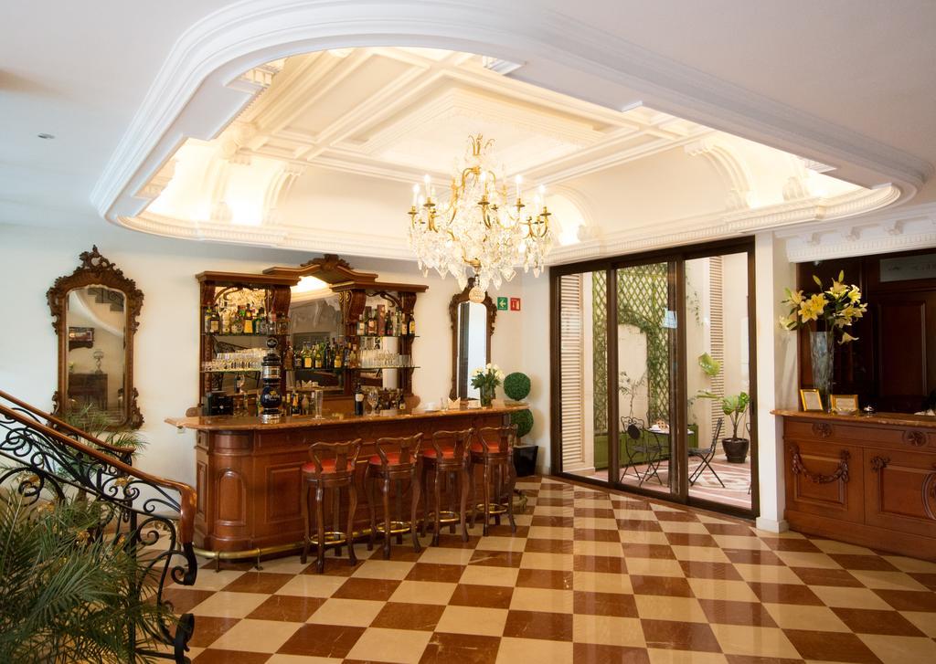 Grand Hotel Tepatitlan ภายนอก รูปภาพ