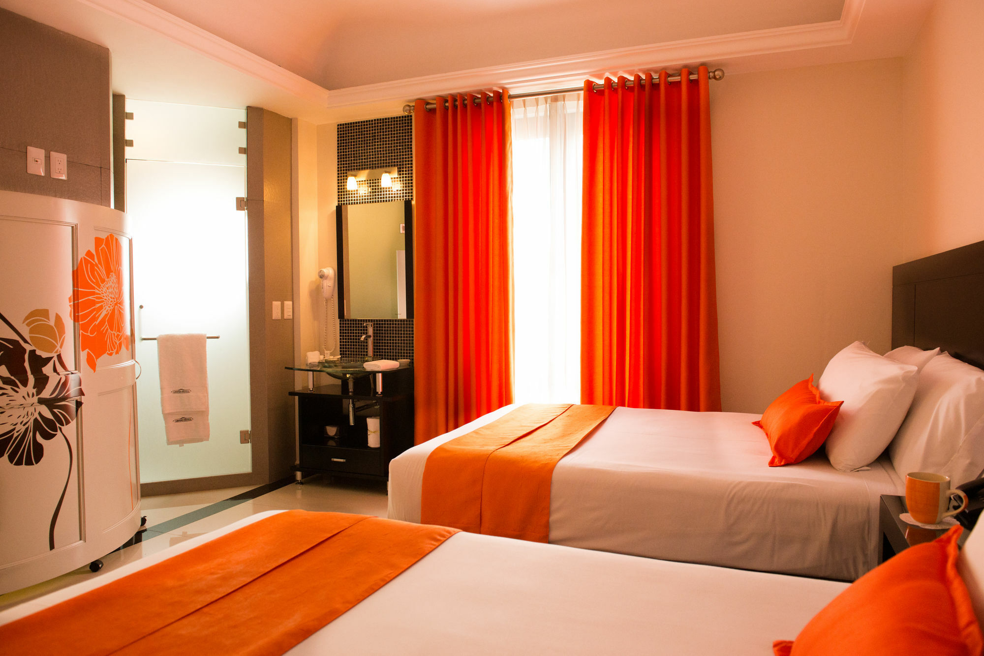 Grand Hotel Tepatitlan ภายนอก รูปภาพ